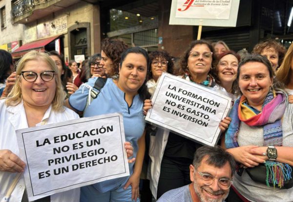 en-defensa-de-la-educacion-publica_01