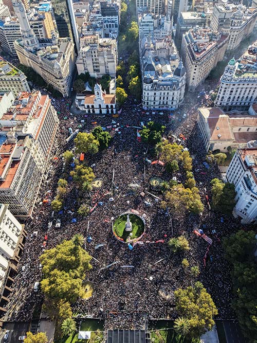 A 50 años del último Golpe cívico-militar-eclesiastico que implementó una dictadura genocida en Argentina, una multitudinaria movilización a Plaza de Mayo por Memoria, Verdad y Justicia, al grito de ¡Nunca más!. 24 de marzo de 2026. Créditos: foto de Antú Divito Trejo para FPSalud.