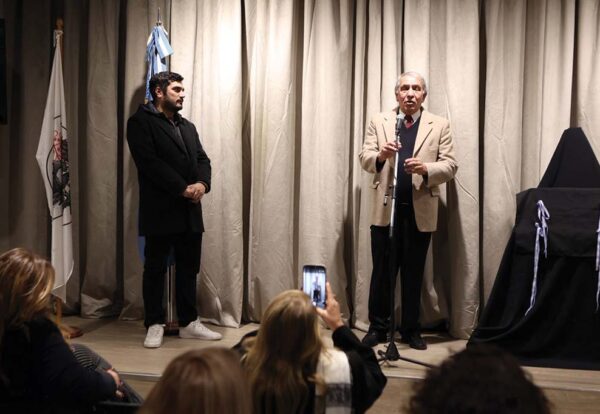 Reconocimiento a la trayectoria de la Asociación Argentina de Kinesiología