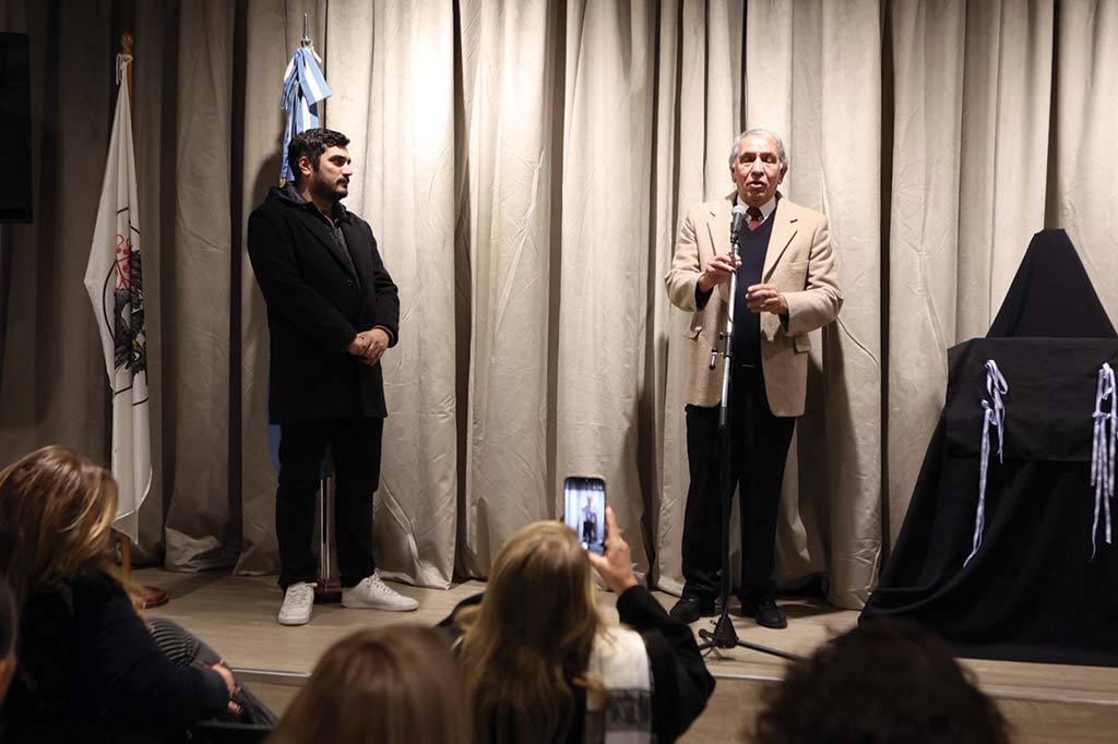 Reconocimiento a la trayectoria de la Asociación Argentina de Kinesiología